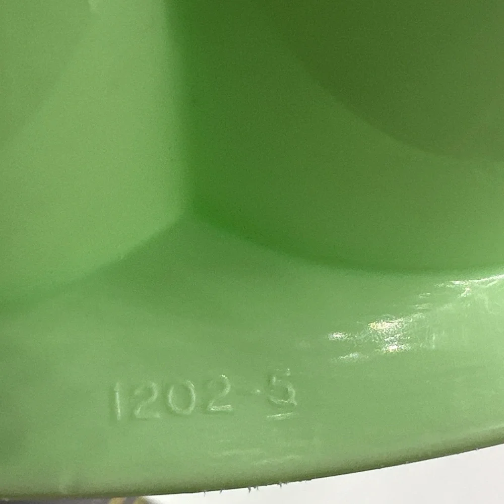 Tupperware Green Fluted 9